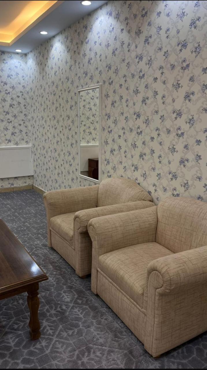 فندق ادوماتو Adomato Hotel Dawmat al-Jandal Екстериор снимка