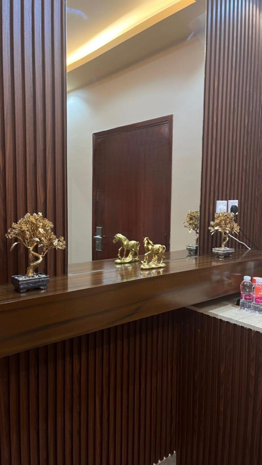 فندق ادوماتو Adomato Hotel Dawmat al-Jandal Екстериор снимка
